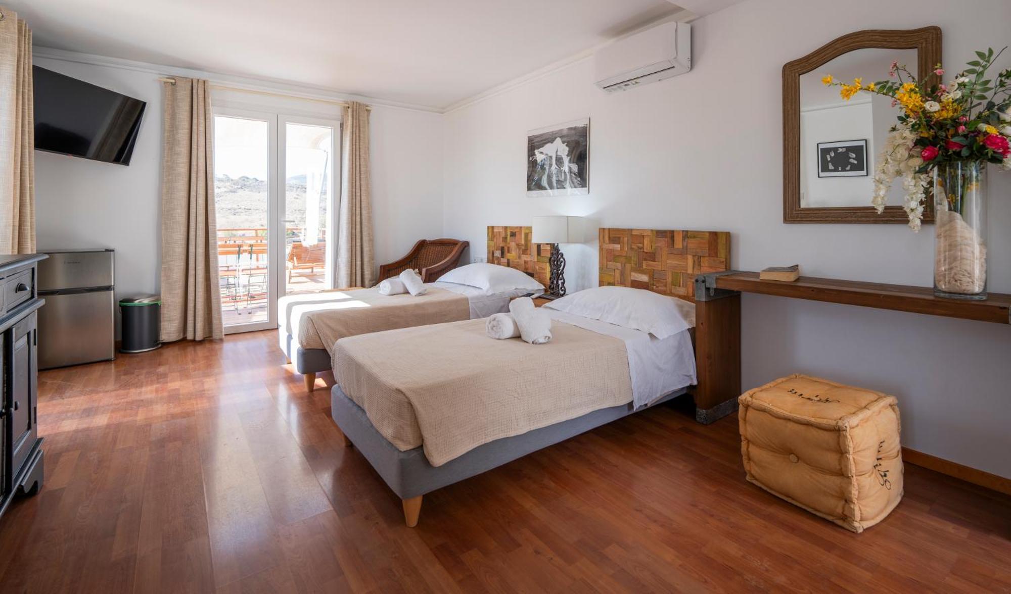 Syros Village Suites Vári المظهر الخارجي الصورة