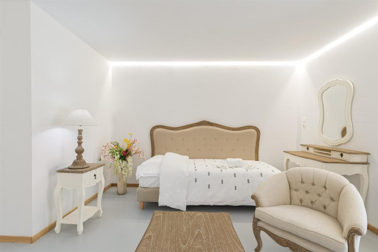 Syros Village Suites Vári المظهر الخارجي الصورة